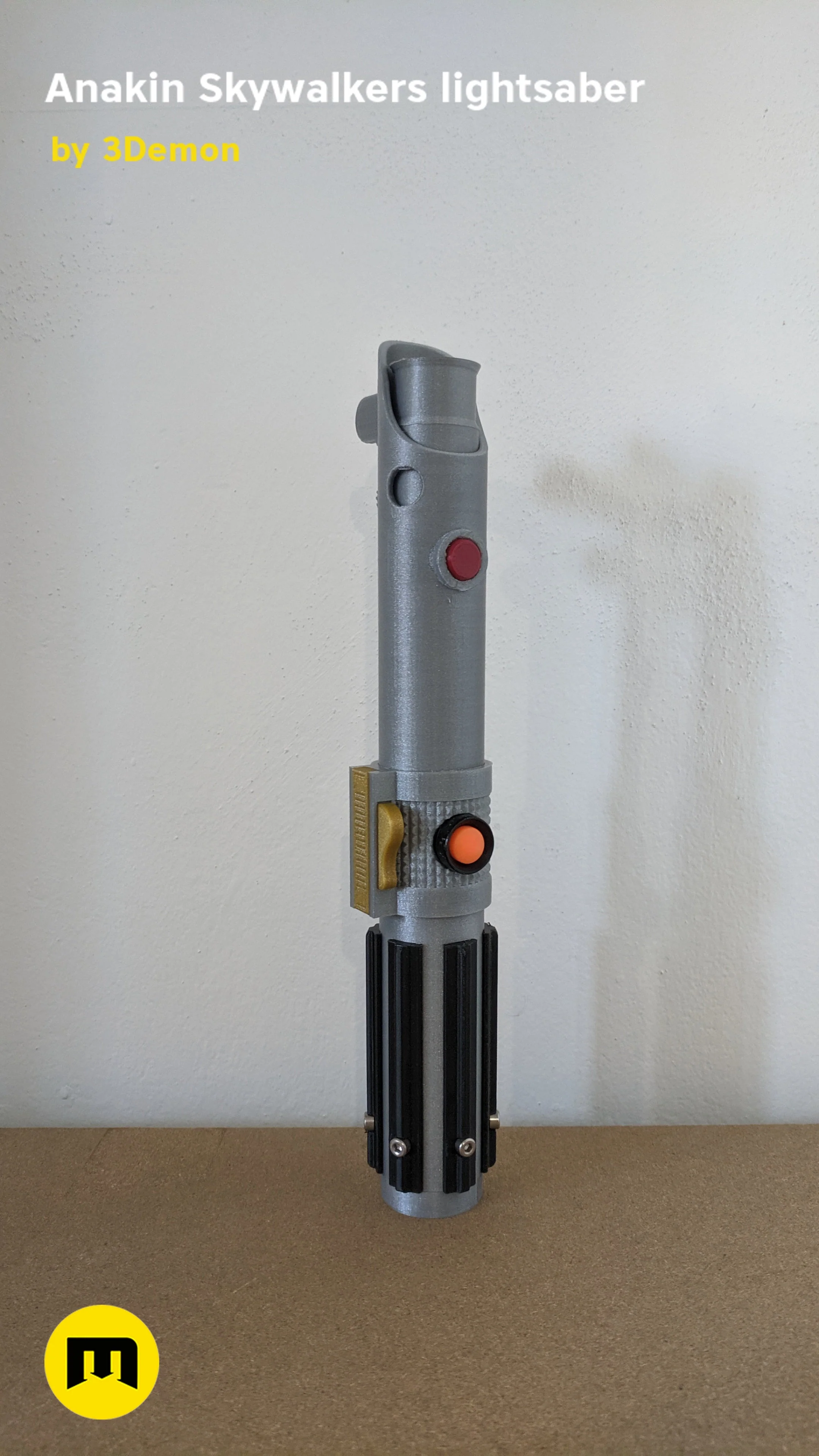 Anakin Skywalker's second lightsaber - Star Wars - Image 10