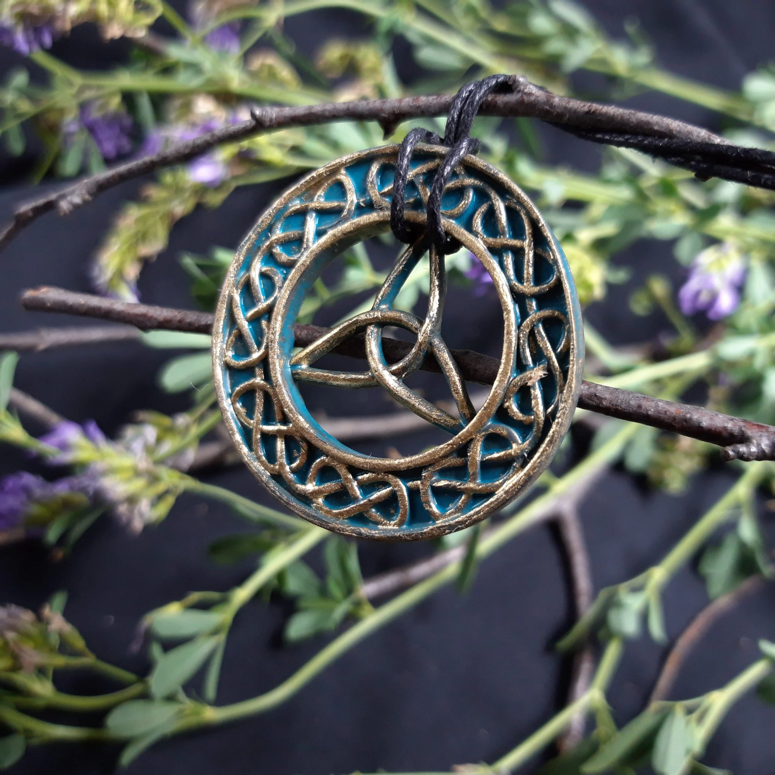 Celtic Triquerta Amulet